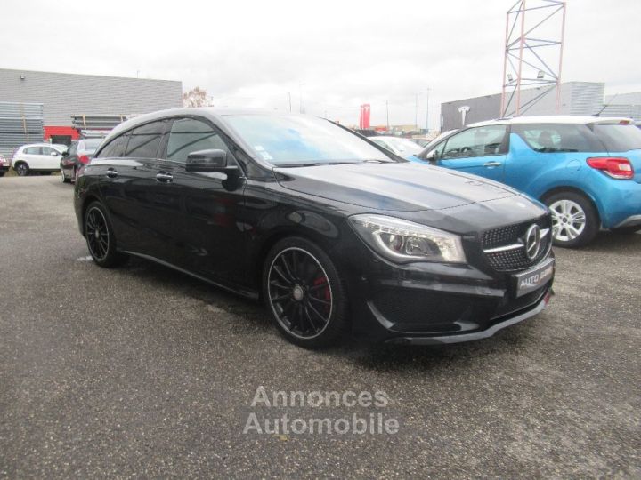 Mercedes CLA CLASSE SHOOTING BRAKE 220 d AMG LINE 7-G DCT A - 3