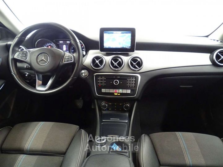 Mercedes CLA Shooting Brake 200 d ShootingBrake 7GTronic Urban - 7