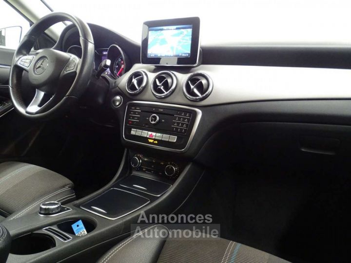 Mercedes CLA Shooting Brake 200 d ShootingBrake 7GTronic Urban - 8