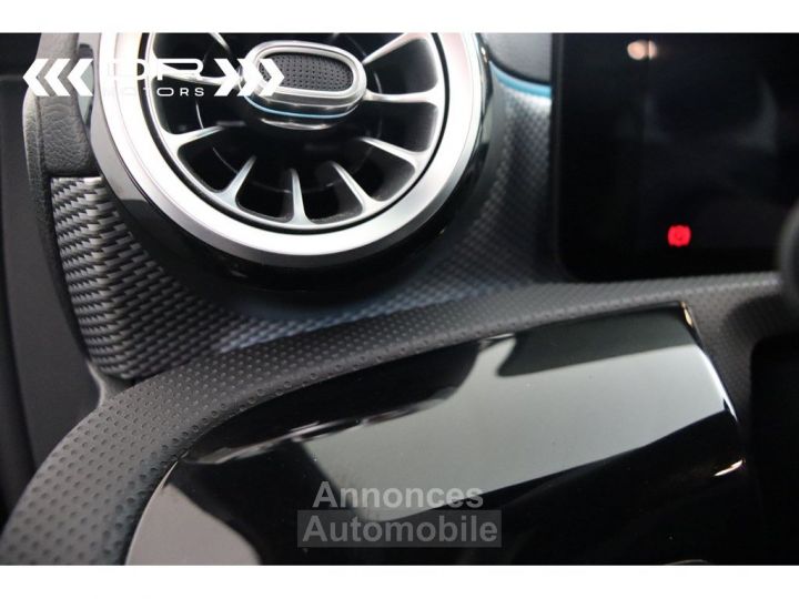 Mercedes Classe A 160 BUSINESS SOLUTION - WIDESCREEN NAVI CAMERA LED - 41