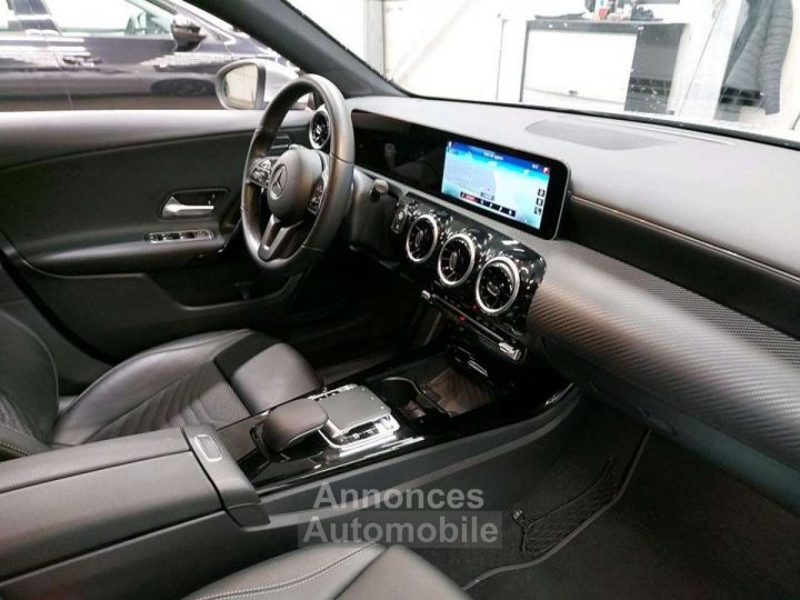 Mercedes Classe A 180 d 7GTRONIC - 4