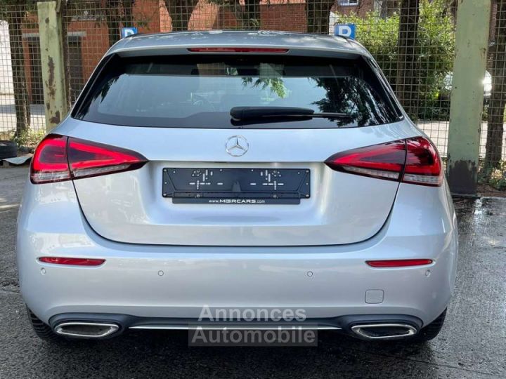 Mercedes Classe A 180 D*BOITE AUTO*WIDE SCREEN *CAMERA *PACK SPORT *STATIONNEMENT AUTOMATIQUE *EURO6* - 5