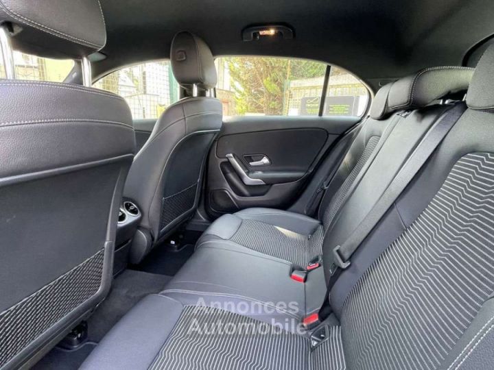 Mercedes Classe A 180 D*BOITE AUTO*WIDE SCREEN *CAMERA *PACK SPORT *STATIONNEMENT AUTOMATIQUE *EURO6* - 17