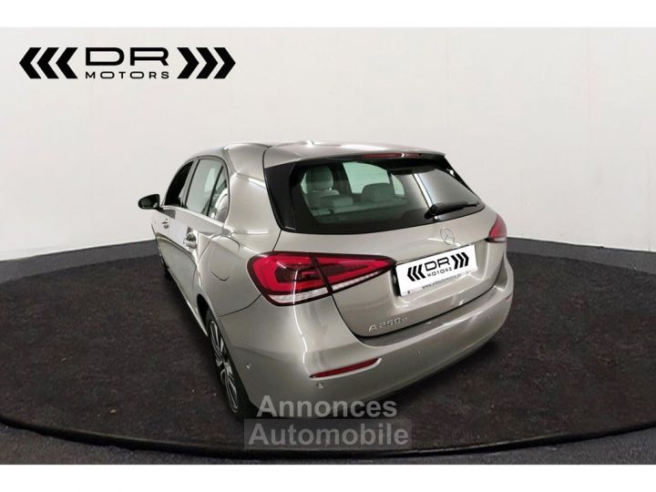 Mercedes Classe A 250 e-Hybrid - NAVI LED LEDER 20.150km!!! - 2