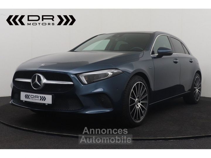 Mercedes Classe A 250 e-Hybrid - NAVI LED LEDER PANODAK - 1