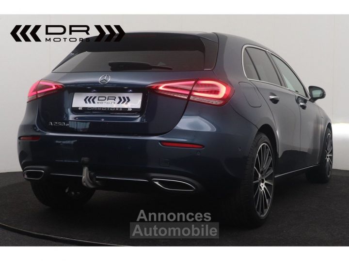 Mercedes Classe A 250 e-Hybrid - NAVI LED LEDER PANODAK - 5