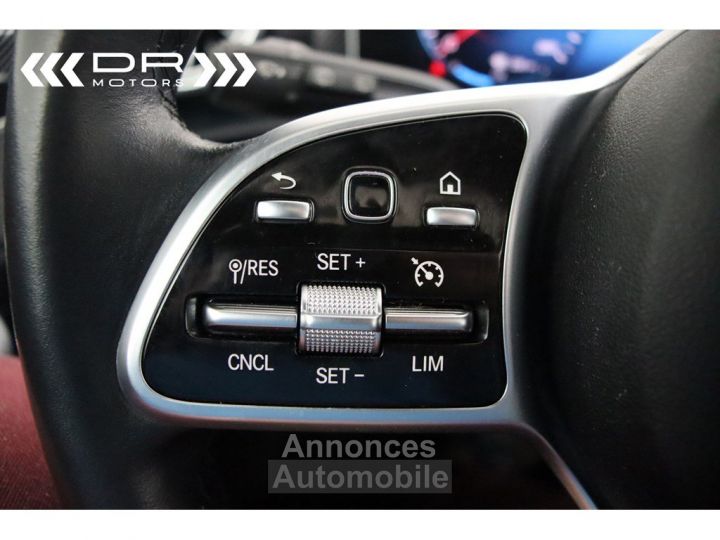 Mercedes Classe A 250 e-Hybrid - NAVI LED LEDER PANODAK - 36