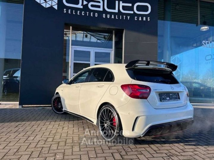 Mercedes Classe A 45 AMG 4-Matic Vele optie's - Pano - Aero Kit - H&K - 19' - 4