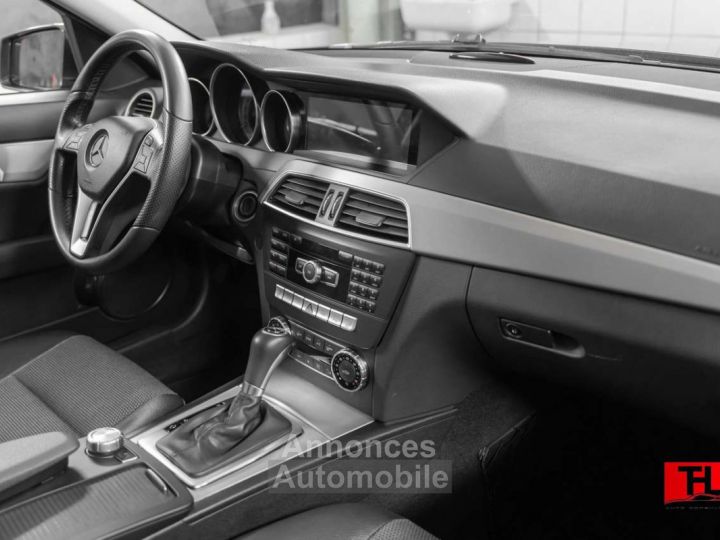 Mercedes Classe C 180 Break Avantgarde 7G-Tronic - 30