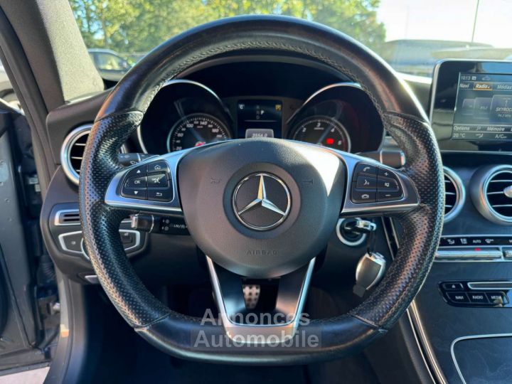 Mercedes Classe C 220 Coupé Pack AMG Toit ouvrant Jantes 19 - 17