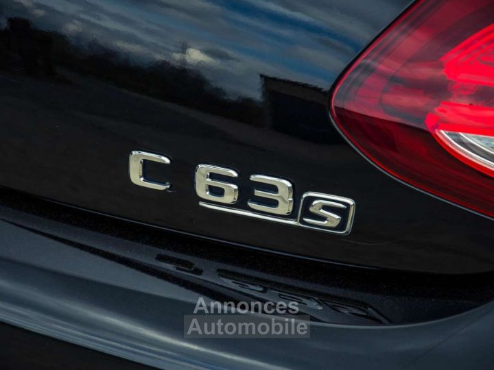 Mercedes Classe C 63 AMG S - 9
