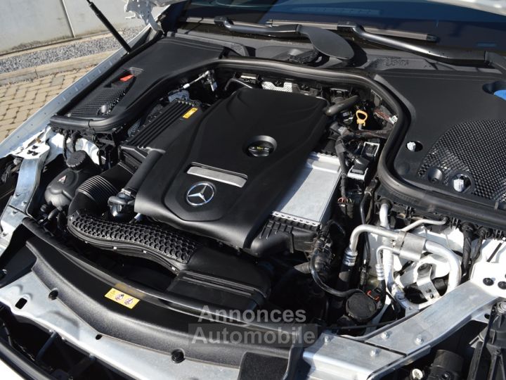 Mercedes Classe E 200 Cabriolet Fascination 67.000 km !! Superbe état - 14