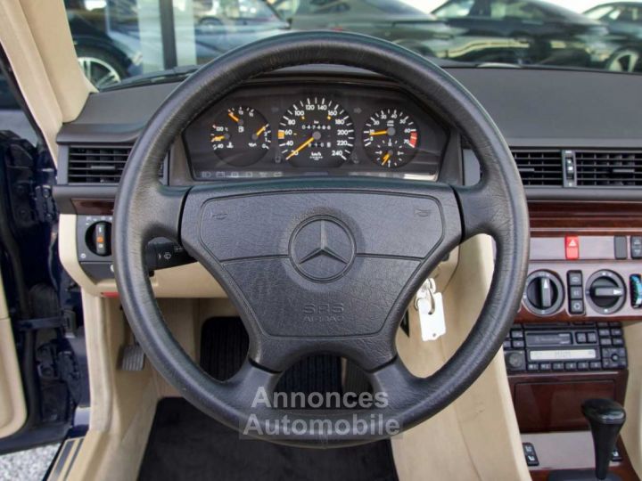 Mercedes Classe E 220 First paint - PERFECT Condition - Complete History - 16