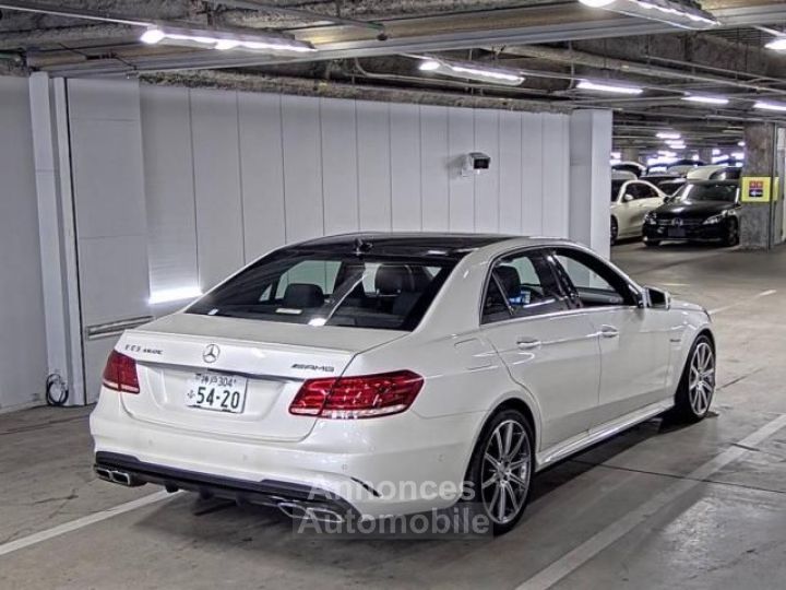 Mercedes Classe E MERCEDES CLASSE E63 AMG 5.5 (W212) - 3