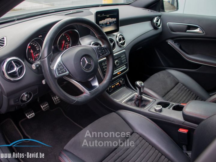 Mercedes Classe GLA 180 AMG-PACK Benzine - 1STE EIGENAAR - HISTORIEK - SPORTZETELS - ZETELVERWARMING - CAMERA - XENON - ISOFIX - 3