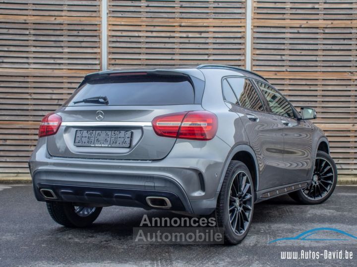 Mercedes Classe GLA 180 AMG-PACK Benzine - 1STE EIGENAAR - HISTORIEK - SPORTZETELS - ZETELVERWARMING - CAMERA - XENON - ISOFIX - 44