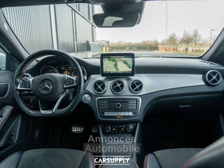 Mercedes Classe GLA 180 AMG Pack - Camera - Topstaat - Automatische koffer - 12