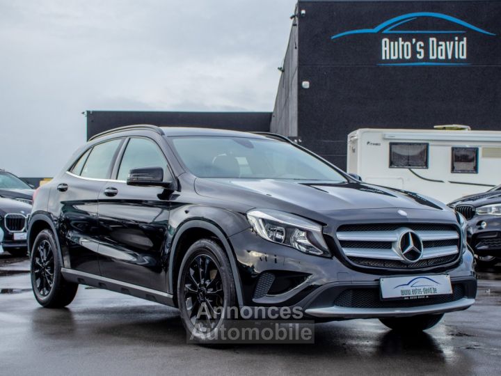 Mercedes Classe GLA 180 d - PARKEERCAMERA - NAVIGATIE - AIRCO - STIJL PAKKET - ZETELVERWARMING - EURO 6B - 6