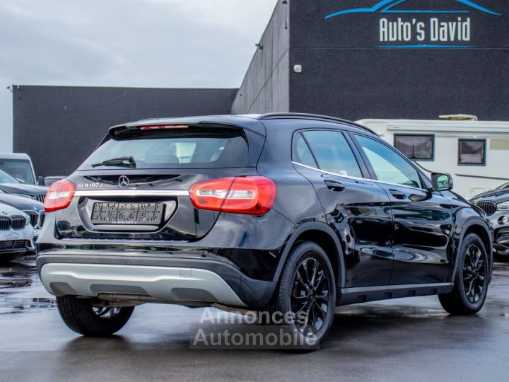 Mercedes Classe GLA 180 d - PARKEERCAMERA - NAVIGATIE - AIRCO - STIJL PAKKET - ZETELVERWARMING - EURO 6B - 8