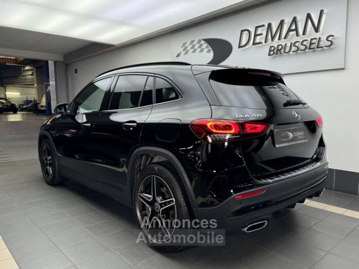 Mercedes Classe GLA 200 AMG Line - 3