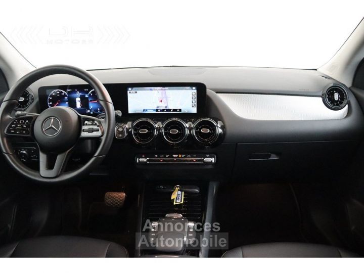 Mercedes Classe GLA 200 D 7 GTRONIC BUSINESS SOLUTION - NAVI WIDESCREEN - 16