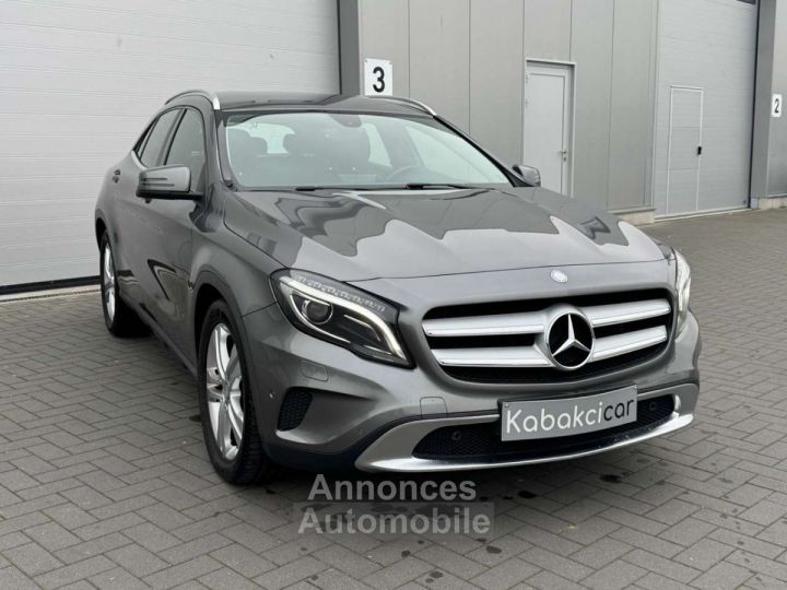 Mercedes Classe GLA 200 ETAT SHOW ROOM GARANTIE 12 MOIS - 1