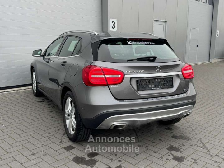 Mercedes Classe GLA 200 ETAT SHOW ROOM GARANTIE 12 MOIS - 4