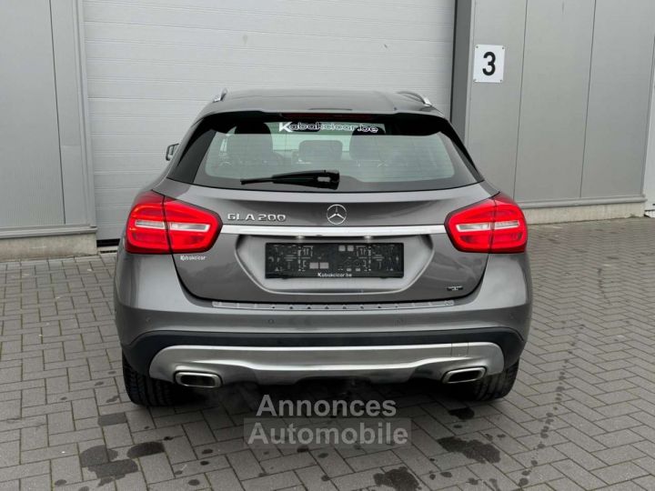 Mercedes Classe GLA 200 ETAT SHOW ROOM GARANTIE 12 MOIS - 5