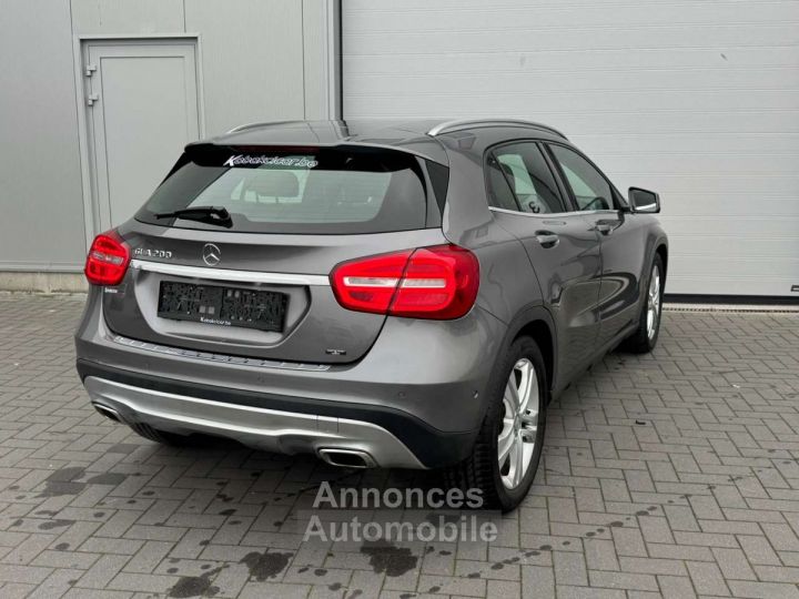 Mercedes Classe GLA 200 ETAT SHOW ROOM GARANTIE 12 MOIS - 6