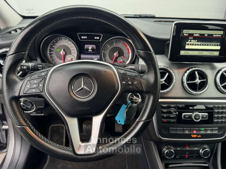 Mercedes Classe GLA 200 ETAT SHOW ROOM GARANTIE 12 MOIS - 10