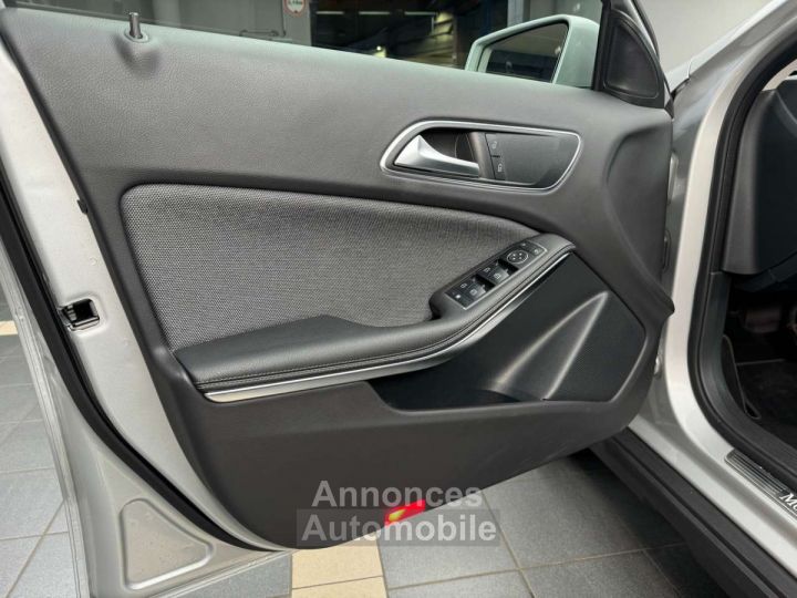 Mercedes Classe GLA 200 Finition Style Boîte Auto- Caméra - 14