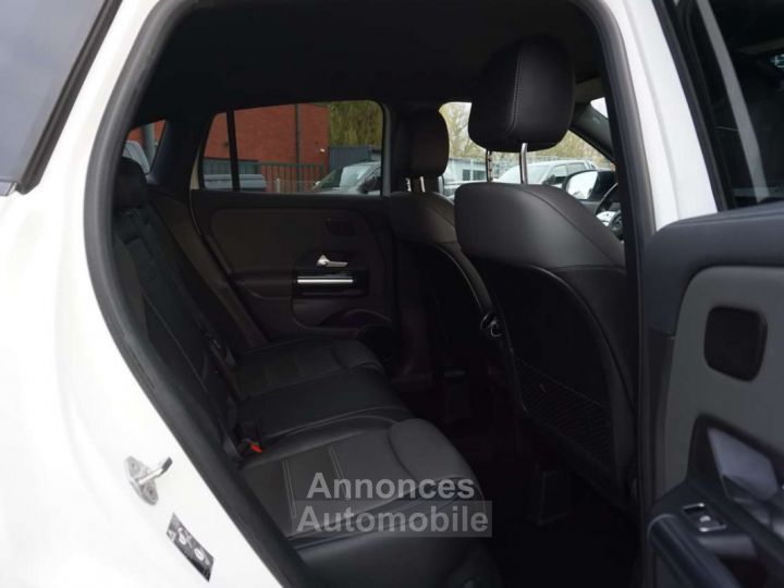 Mercedes Classe GLA 200 PACK AMG-COCKPIT-Bte AUTO-DISTRONIC-FULL LED-EU 6D - 21