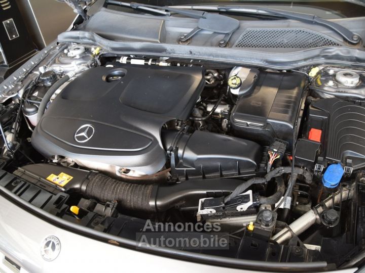 Mercedes Classe GLA 200 Premium Plus Urbain Business AMG PANO-ROOF - 35