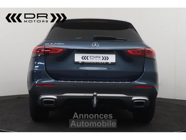 Mercedes Classe GLA 250 7 GTRONIC LUXURY LINE - LEDER NAVI DAB PANODAK MIRROR LINK - 4