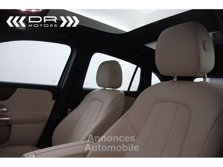 Mercedes Classe GLA 250 7 GTRONIC LUXURY LINE - LEDER NAVI DAB PANODAK MIRROR LINK - 37