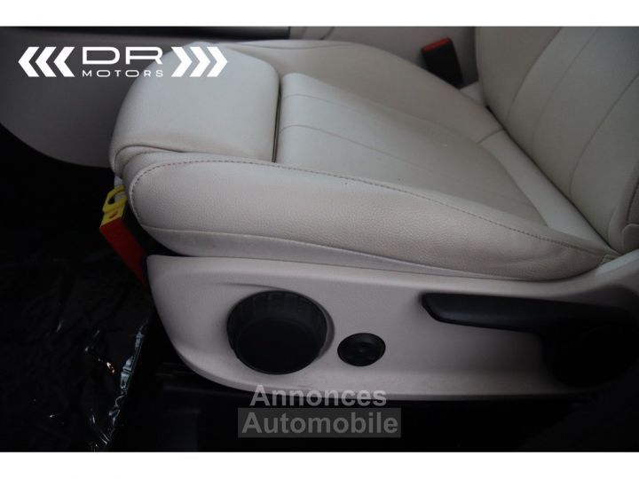 Mercedes Classe GLA 250 7 GTRONIC LUXURY LINE - LEDER NAVI DAB PANODAK MIRROR LINK - 38