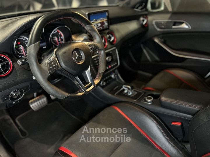 Mercedes Classe GLA 45 AMG 4MATIC SPEEDSHIFT DCT - 9