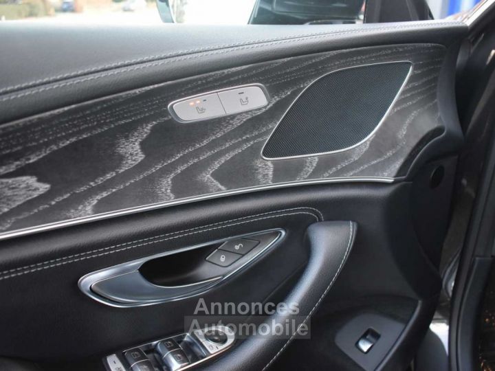 Mercedes CLS 300 d AMG-Line Blind Spot Camera Ambient Lightning - 24