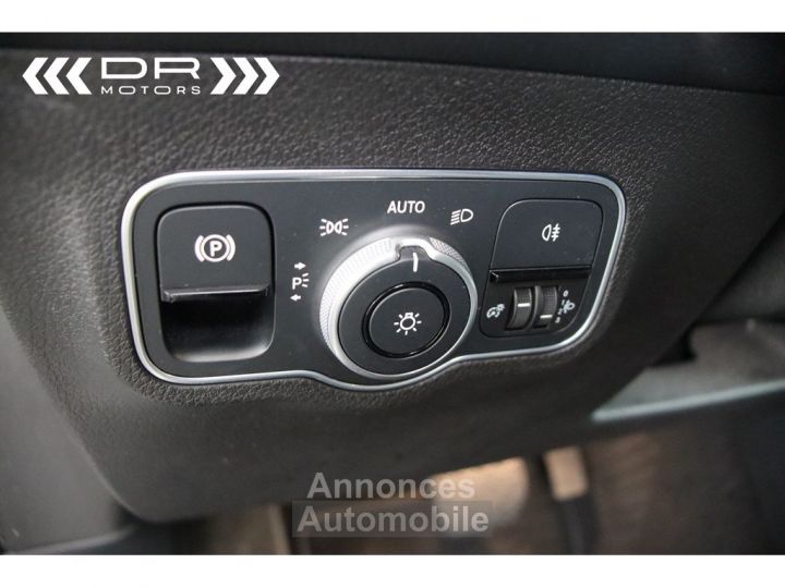 Mercedes GLB 200 7G Tronic BUSINESS SOLUTIONS - WIDESCREEN NAVI DAB - 40