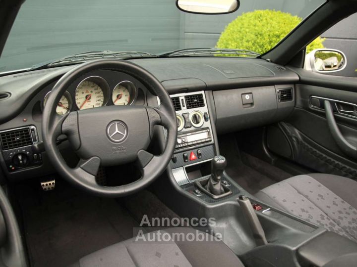 Mercedes SLK 200 Historique Mercedes - 16
