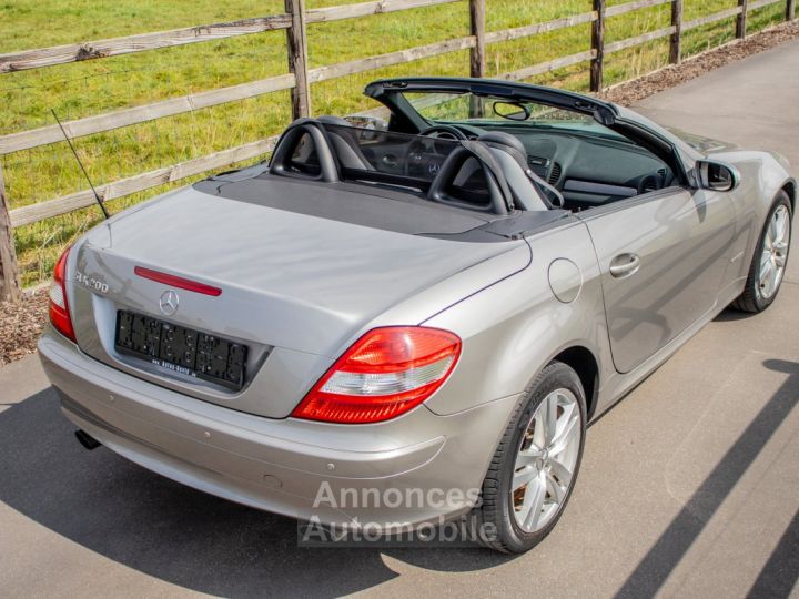 Mercedes SLK 200 Kompressor - HISTORIEK - LEDER - PARKEERSENSOR - AIRCO - 15