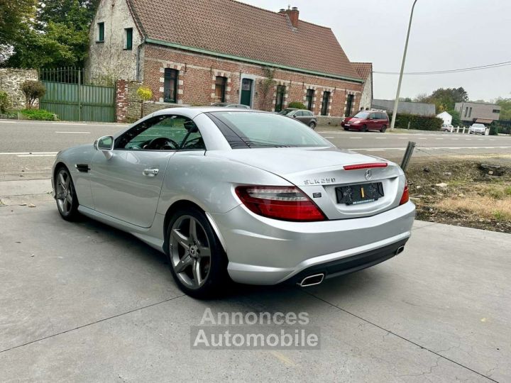 Mercedes SLK 250 - AMG 20' ! Cabrio Navi Cuir Xénon - 7