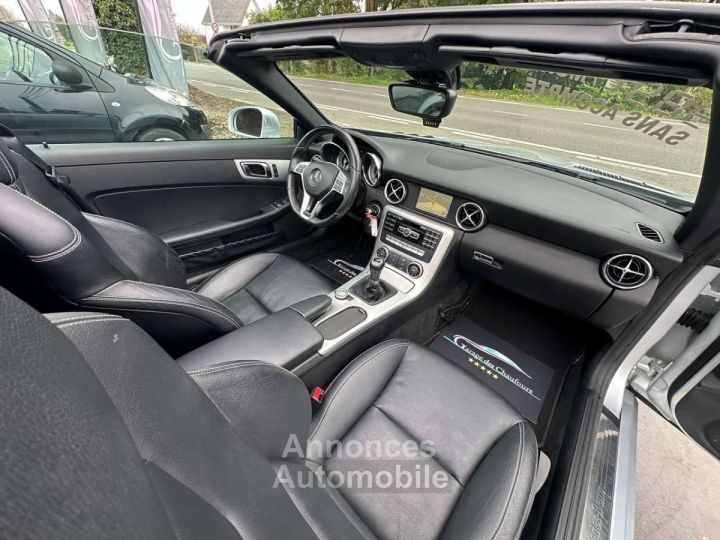 Mercedes SLK 250 - AMG 20' ! Cabrio Navi Cuir Xénon - 15