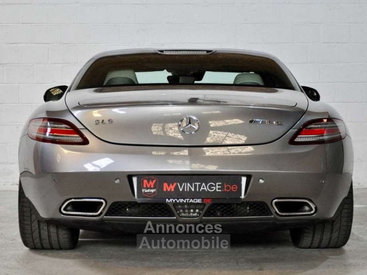 Mercedes SLS AMG 63 6.2i V8 571cv - 6