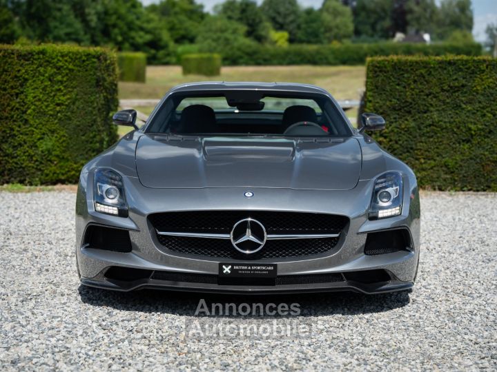 Mercedes SLS Black Séries - 11