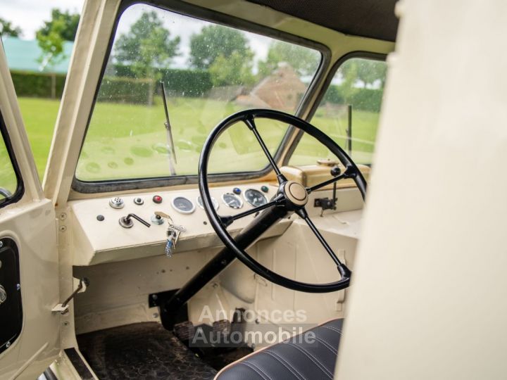 Mercedes Unimog Benz  type 401 - 3