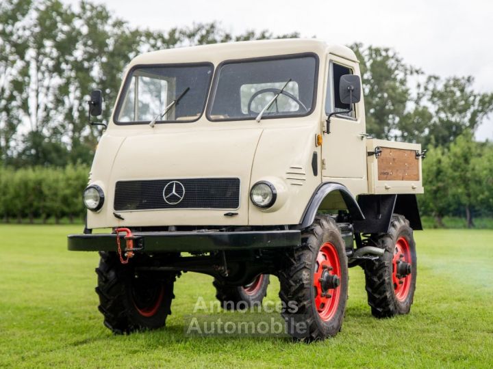 Mercedes Unimog Benz  type 401 - 7