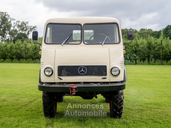 Mercedes Unimog Benz  type 401 - 8