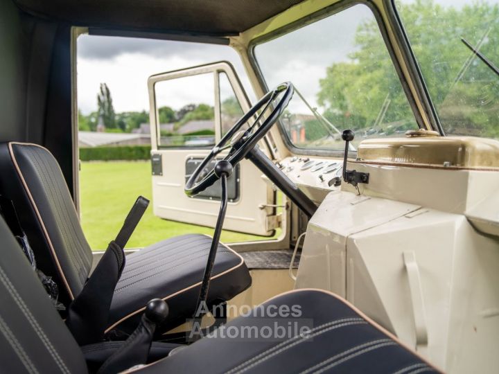 Mercedes Unimog Benz  type 401 - 42