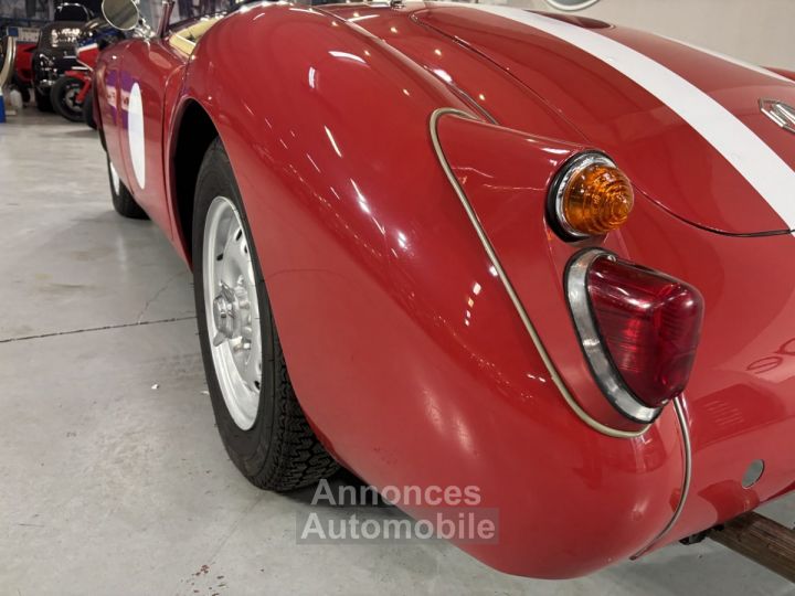 MG MGA Twincam - 24